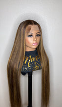 Load image into Gallery viewer, Wigs - ready to wear