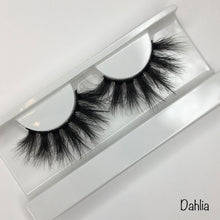 Load image into Gallery viewer, Lashes ( Light Dramatic)