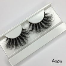 Load image into Gallery viewer, Lashes ( Light Dramatic)