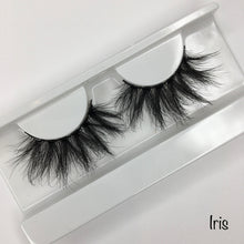 Load image into Gallery viewer, Lashes ( Light Dramatic)