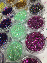 Load image into Gallery viewer, Glitter